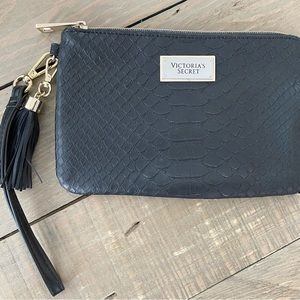 Victoria’s Secret black small clutch